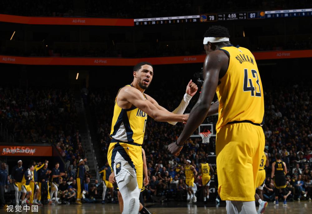 球迷互动新 球迷互动新