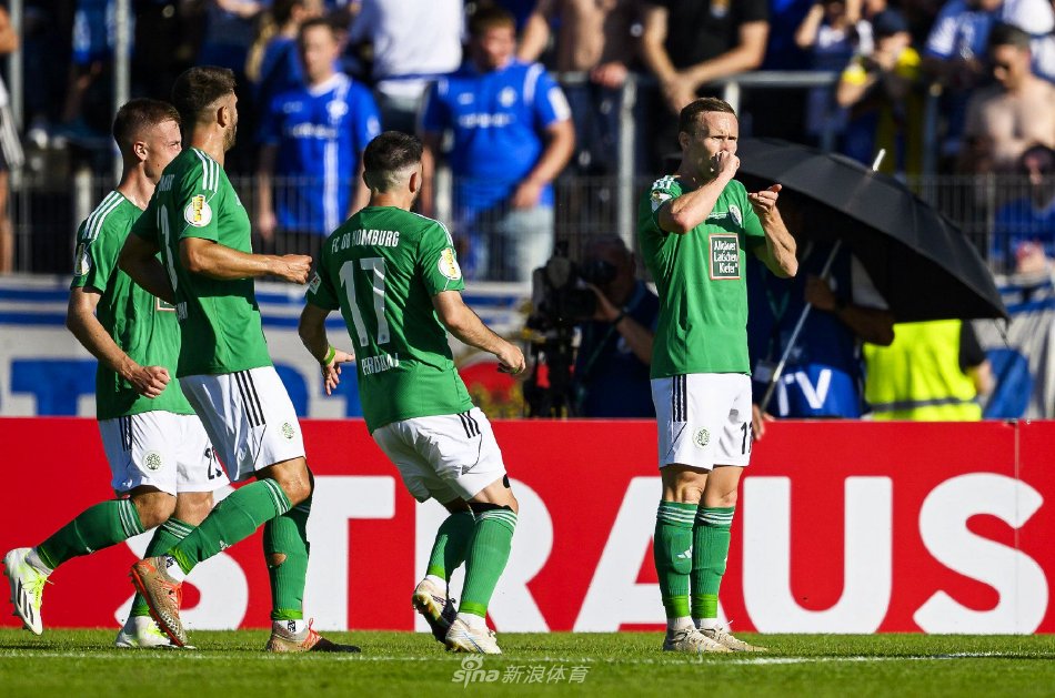 的赛程中持 的赛程中持