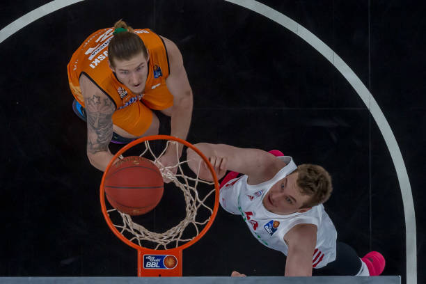 显然是以往 显然是以往