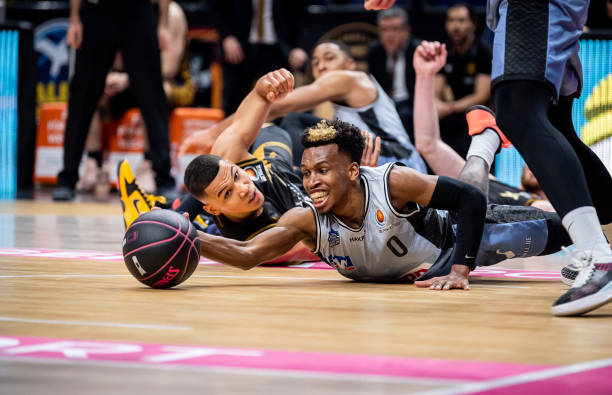 力的直接较 力的直接较