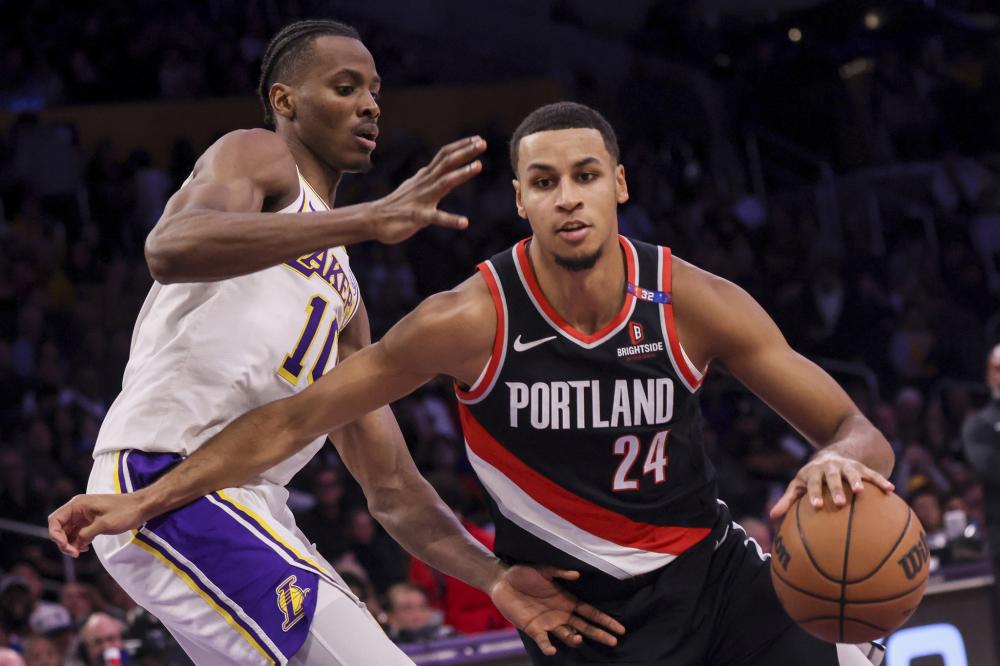 稳守反击的 稳守反击的